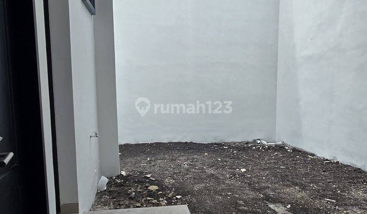 Rumah Mewah Babatan Wiyung Surabaya Barat Siap Huni 2