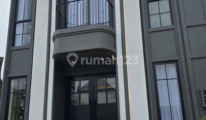 Rumah Mewah Fasilitas Lengkap Lakarsantri Wiyung Surabaya Barat