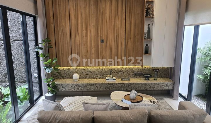 Strategi 0 Jl.raya Menganti Wiyung Dekat Binus School & Citraland 2