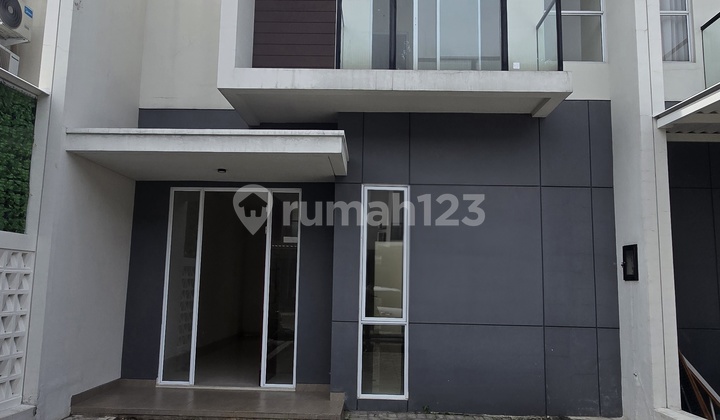 Rumah Baru Belum Pernah Ditempati Dekat Bandara Juanda Jual Cepat