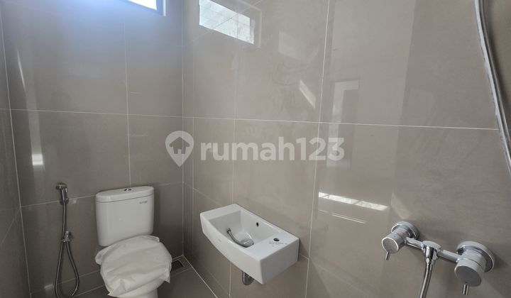 Elite House Price Drop in West Surabaya Graha Famili & Dian Istana