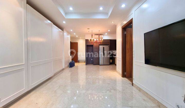 Residence 8 For Sale 1 BR Corner Unit Good Price 2