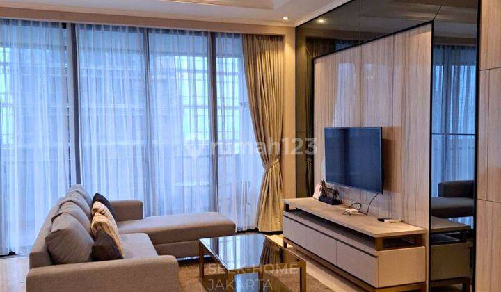 District 8 Senopati For Rent 3 BR Furnished Hook Unit 1