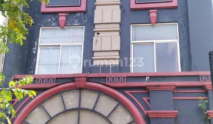 Dijual Ruko 3 Lantai Strategis Posisi Hoek Grand Galaxy  1