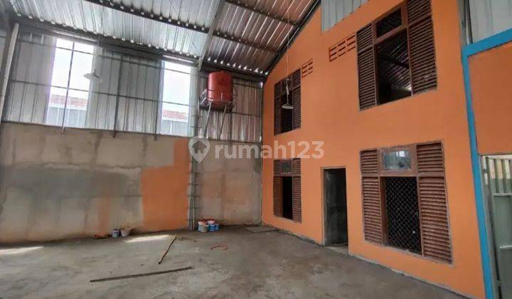 Gudang Daerah Cipayung 10