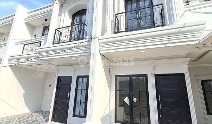 Rumah Mewah 2 Lantai Dalam Cluster Dengan Gaya American Style, Berada di Cilodong Kemang Raya 2