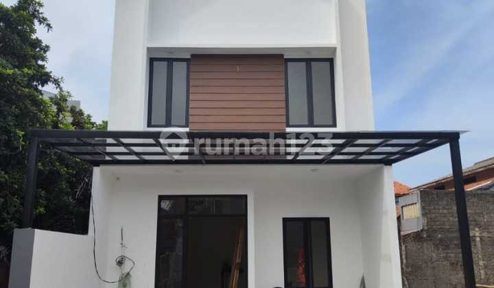 Custom DP 0% Free Fees Cheap House in Kalisari, East Jakarta Custom DP 0% Free Fees Cheap House in Kalisari, East Jakarta