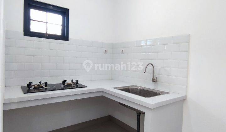 Rumah Ready Stock Dekat Stasiun LRT Cibubur Kelapa Dua Wetan Ciracas Jakarta Timur  2