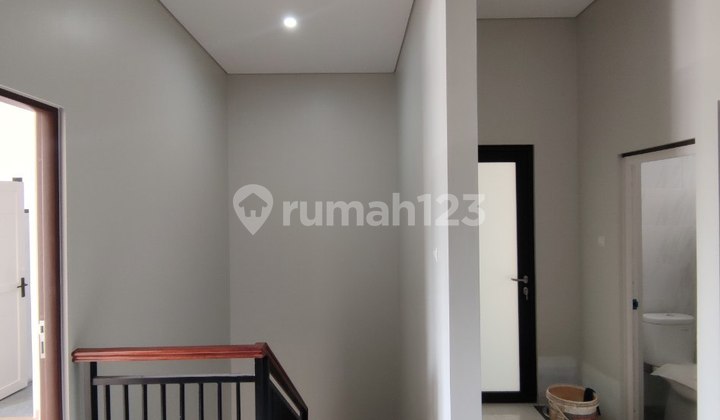 Rumah Siap Huni Dekat Palem Kartika & Tol Bambu Apus Jaktim Rumah Siap Huni Dekat Palem Kartika & Tol Bambu Apus Jaktim
