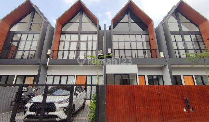 Rumah Mewah Scandinavian Strategis Inden Bebas Custom di Beji Timur Depok 1