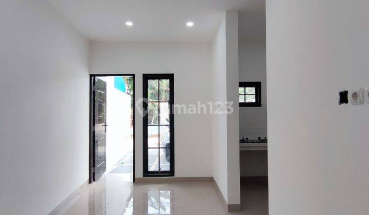 Rumah Ready Stock Dekat Stasiun Lrt Cibubur Kelapa Dua Wetan Ciracas Jakarta Timur  2