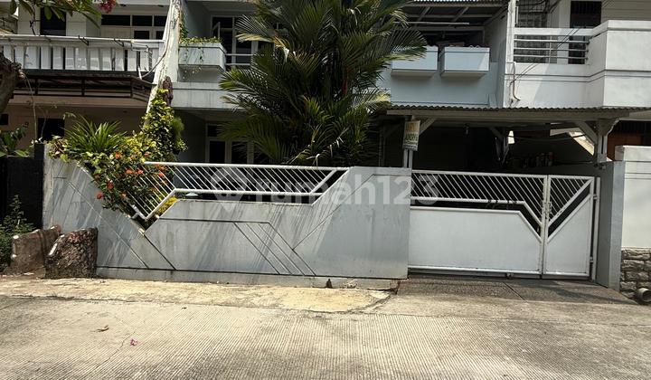 Dijual Rumah 2 Lantai 