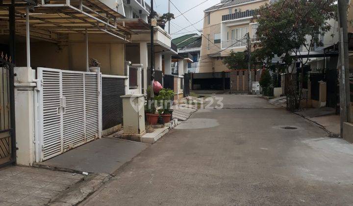 Disewakan Rumah 2lantai 2