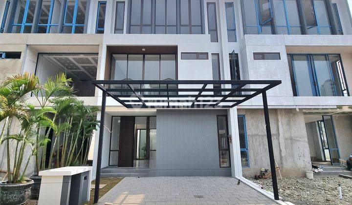 Di Jual Rumah Baru 3 Lantai Pantai Mutiara Jakarta Utara 1