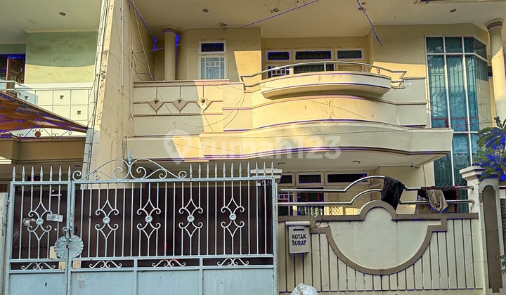 Dijual Rumah 2 Lantai Luas Murah