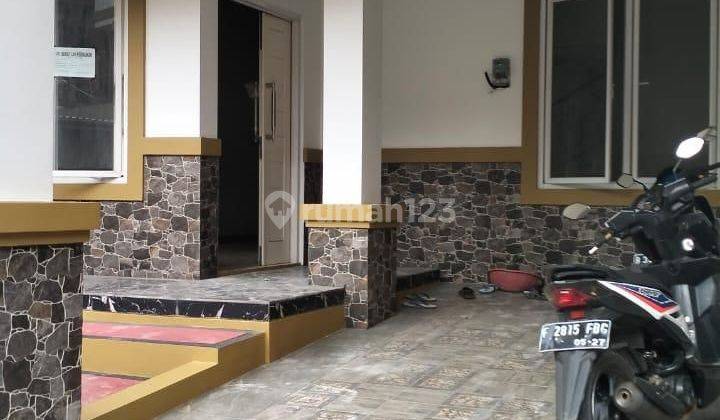 Rumah 2 Lantai Harga Nego Siap Huni Dalam Kluster Kota Wisata 2