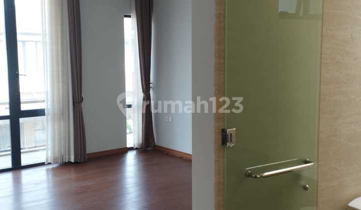 2-Story Ready-to-Occupy House in the New Cluster of Kota Wisata 2