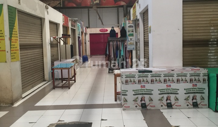 Ruko Didalam Pasar Siap Pakai Di Kota Wisata 4