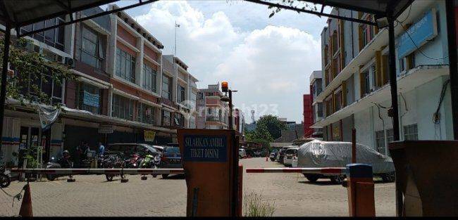 Ruko Strategis 3 Lantai Dekat Area Perkantoran Di Bekasi 4