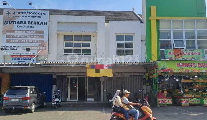 Strategic Exclusive Linked Shophouse Near Canadian Business Area Strategic Exclusive Linked Shophouse Near Canadian Business Area