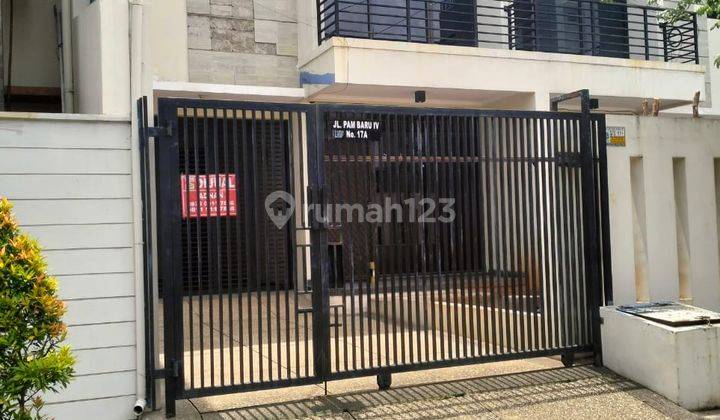 rumah 2 lantai dipusat kota 1