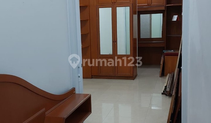 House in Sector 1a Gading Serpong, Tangerang 2