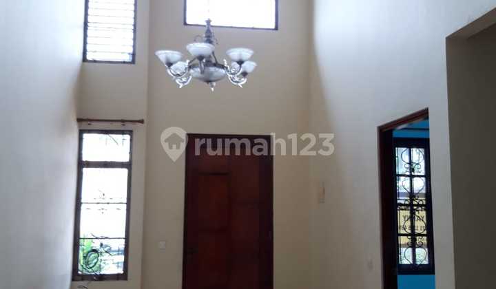 House in Taman Bukit Chedi, Lippo Karawaci, Tangerang. 2