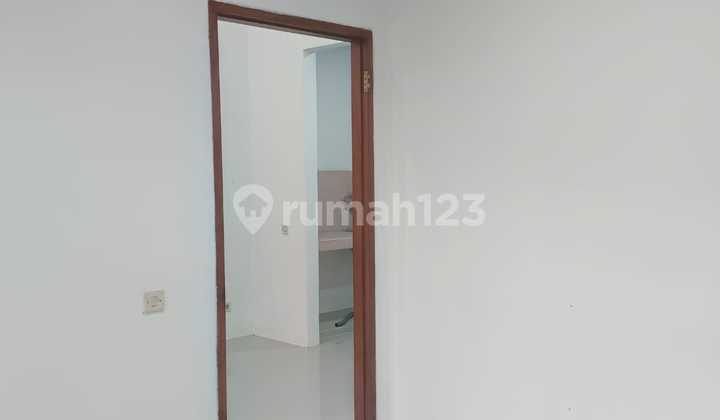 Dijual rumah  Taman Ubud Lippo Karawaci 