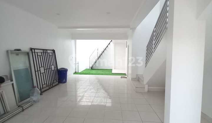 Rumah di Cluster Opal Gading Serpong , Tangerang