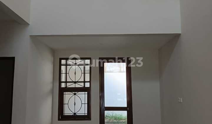 House in Taman Parahyangan, Lippo Karawaci, Tangerang 2