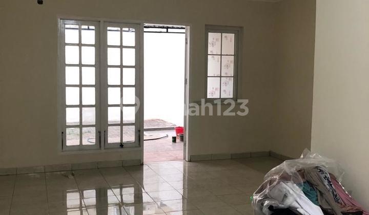 Nice House in Victoria River Cluster, Taman Tirta Golf BSD, South Tangerang