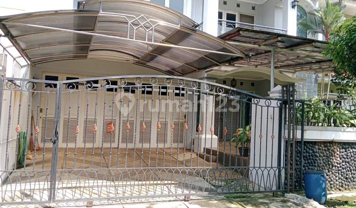 2-Storey Semi-Furnished Strategic House in BSD Puspitaloka