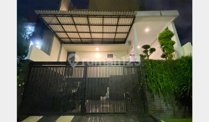 Rumah 3,5 Lantai di Sunter Paradise Tahap 2, Jakarta Utara Rumah 3,5 Lantai di Sunter Paradise Tahap 2, Jakarta Utara