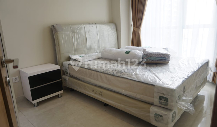  Apartemen Taman Anggrek Residences 2 Kamar Tidur Furnished Bagus