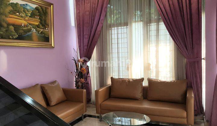  Rumah 3 Lantai Furnished Bagus SHM - Sertifikat Hak Milik di Cluster Gading Nirwana, Kelapa Gading 2