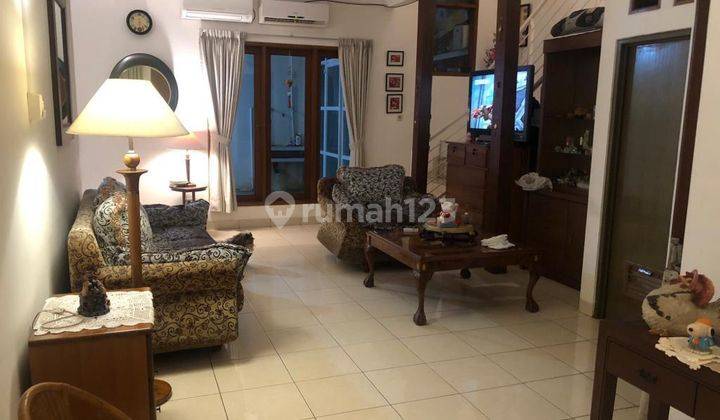  Rumah Semi Furnished Bagus SHM - Sertifikat Hak Milik di Gading Serpong Sektor 1E 2