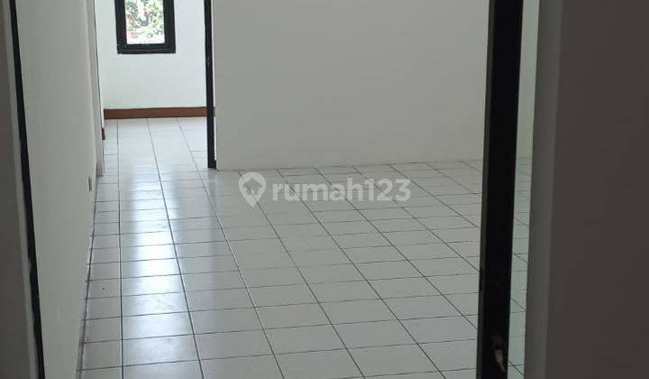  Ruko di Boulevard raya, Kelapa Gading 180 m² Unfurnished HGB - Hak Guna Bangun 2