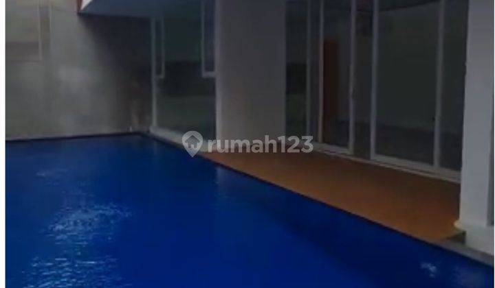  Rumah 3 Lantai Semi Furnished Baru SHM - Sertifikat Hak Milik di Niaga Hijau, Pondok Indah 2