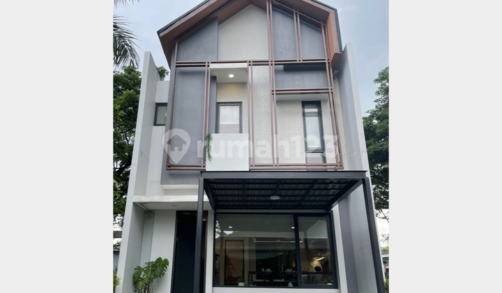 Rumah Strategis Akses Mudah di Yuthica Bsd City Tangerang Selatan