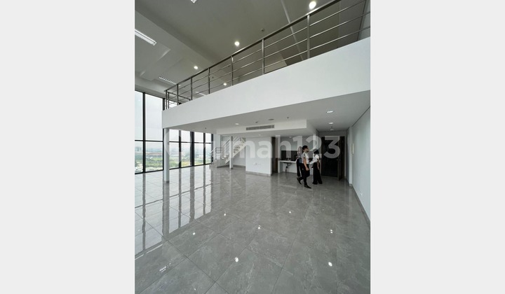 For Rent The Smith Soho 2 Floors (+ Mezzanine) 2