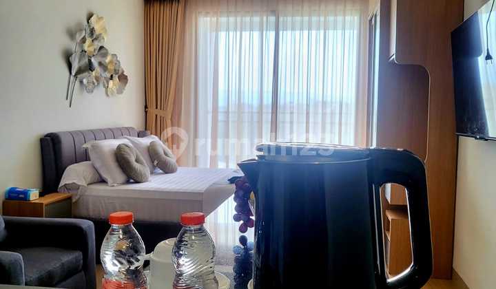 For Rent: Studio Suite Unit at Safron Noble Sentul Apartments with City View of Mount Salak 2