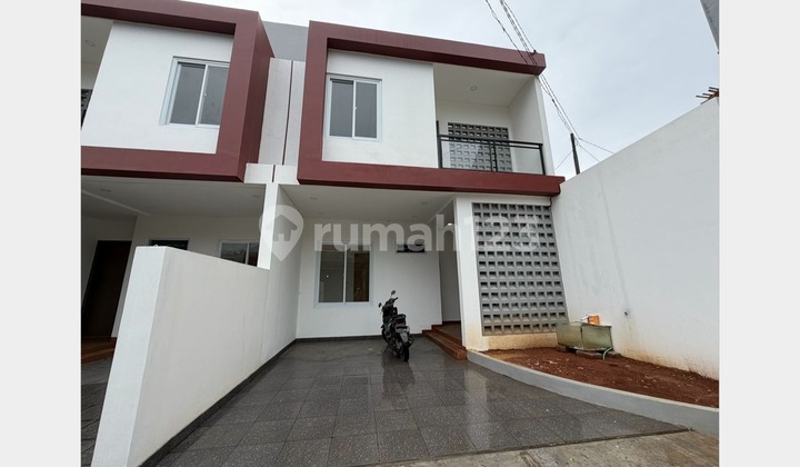 Rumah 2 Lantai di Bumi Puspitek Asri Bsd, Tangerang Selatan