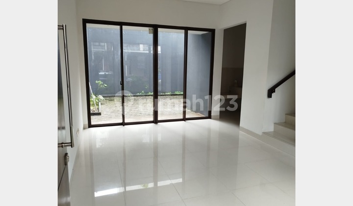 For Rent, Ready-to-Occupy House in Prestigia Eminent Cluster, BSD, South Tangerang For Rent, Ready-to-Occupy House in Prestigia Eminent Cluster, BSD, South Tangerang