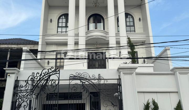 For Sale: Quick Sale of a Newly Built 3-Story Luxury House in Sukapura, North Jakarta