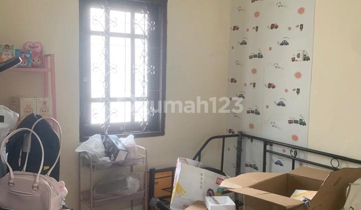 Disewakan Rumah di Villa Melati Mas, Tangerang Selatan 2