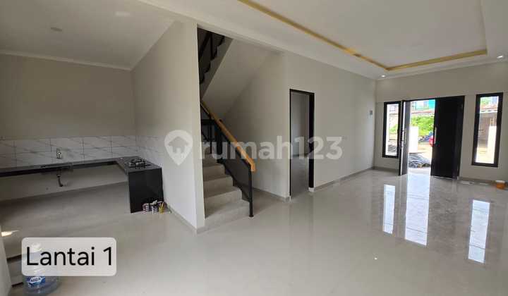 Tidy 2-Story House in Bumi Puspitek Asri Sector 5 BSD, South Tangerang 2