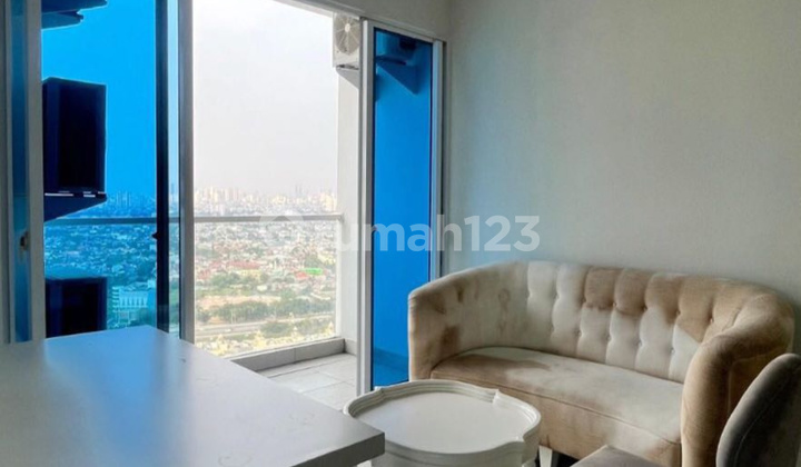 Dijual Apartemen Puri Mansion 3 Kamar Tidur Furnished Bagus