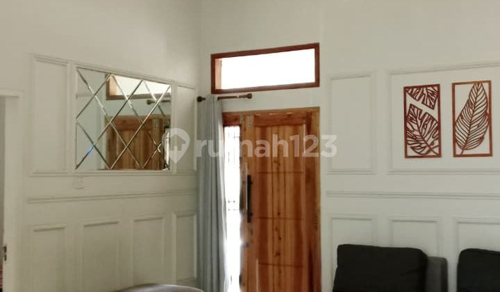 Rumah Bagus 3 BR di Kencana Loka BSD, Tangerang Selatan 2