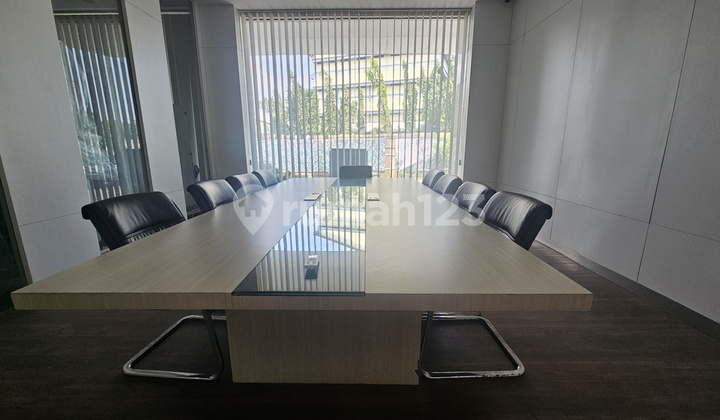 Flood-Free, Close to Toll Access 2