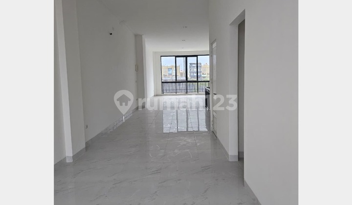 Disewakan Ruko Gandeng Golf Island Pik Pantai Indah Kapuk, Jakarta Utara